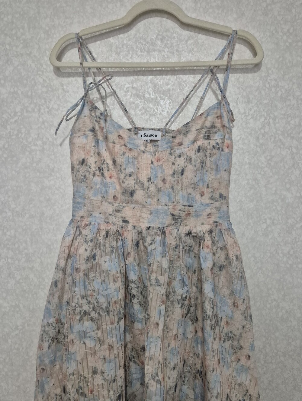 En Saison Pastel Floral Tie-Shoulder Maxi Dress in Blue and Blush..Size:M - Picture 6 of 14